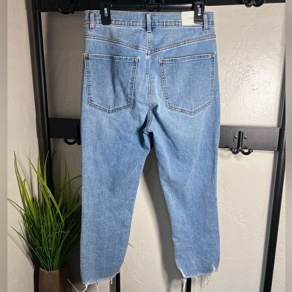 Express Super High Waisted Light Wash Raw Hem Slim Jeans Size 10 Short - Picture 4 of 16